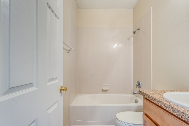 Photo 11 of 21 - 1322 Glenleigh Dr, Ocoee, FL 34761