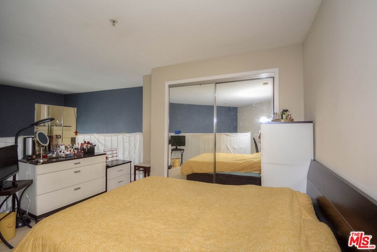 Photo 17 of 31 - 620 S Gramercy Pl #426, Los Angeles, CA 90005