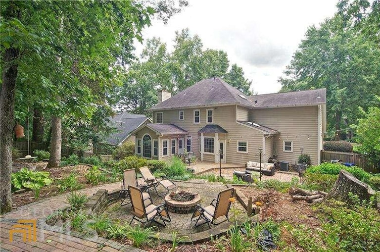 Photo 65 of 78 - 945 Whitehawk Trl, Lawrenceville, GA 30043
