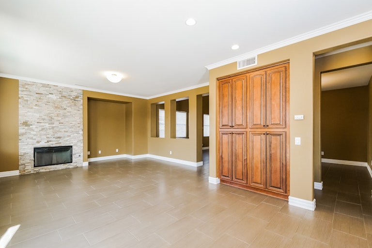 Photo 11 of 27 - 38435 Rancho Vista Dr, Beaumont, CA 92223