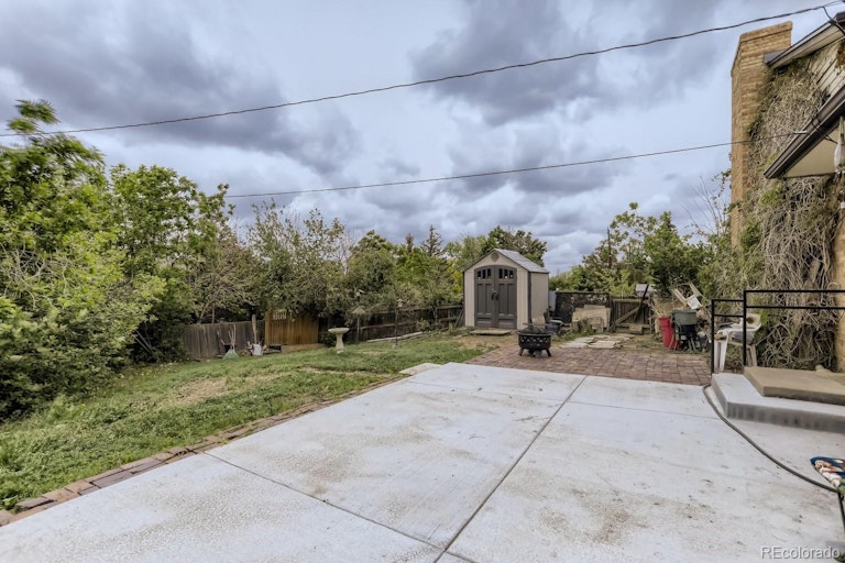 Photo 24 of 30 - 1291 Eagle St, Aurora, CO 80011