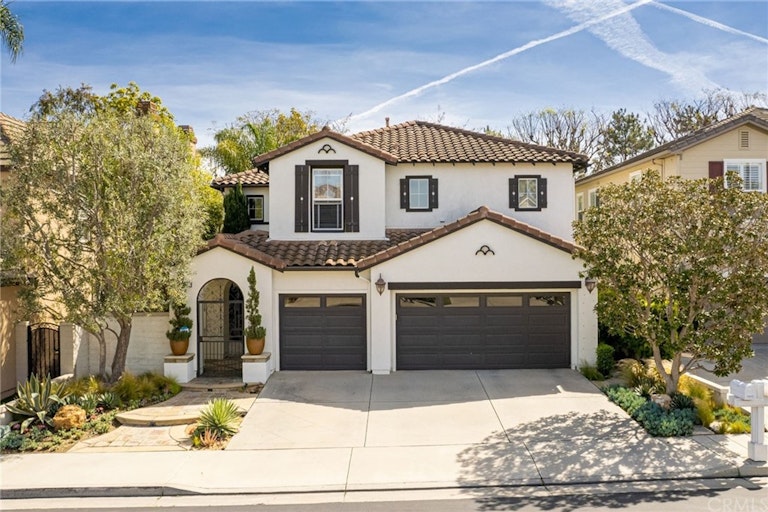Photo 1 of 72 - 18692 Calera Ln, Huntington Beach, CA 92648