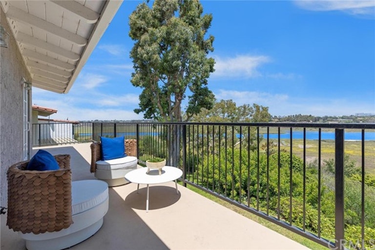 Photo 15 of 28 - 2641 Vista Ornada, Newport Beach, CA 92660