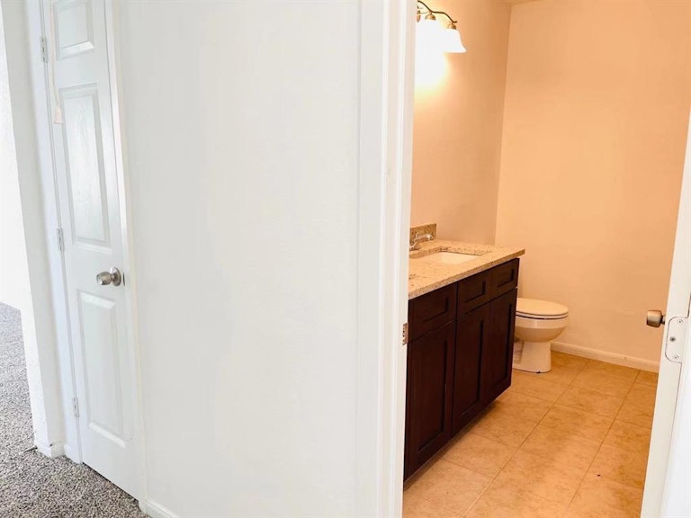 Photo 32 of 39 - 11111 Beverley Park St, Sugar Land, TX 77498