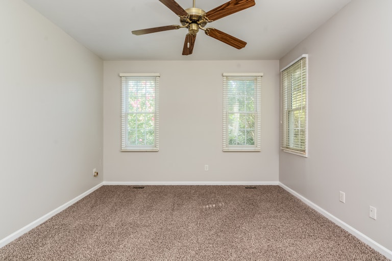 Photo 11 of 20 - 2305 Spruce Grove Ct, Raleigh, NC 27614