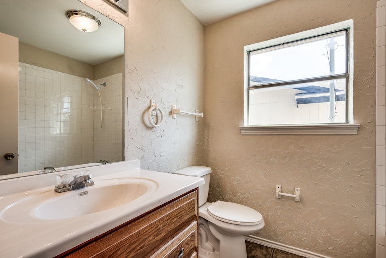 Photo 19 of 21 - 4015 Topaz Dr, Mesquite, TX 75150