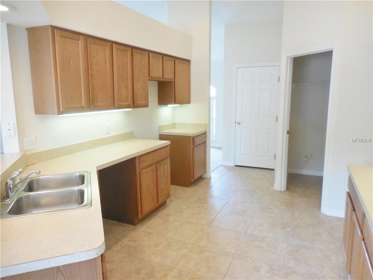 Photo 11 of 22 - 7310 Huntington Summit Blvd, Lakeland, FL 33810