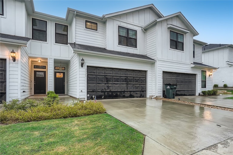 Photo 1 of 30 - 252 Fieldwood Dr Unit C, Buda, TX 78610