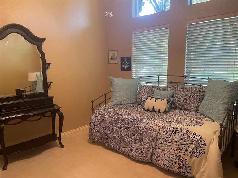 Photo 15 of 24 - 2206 Timberline Dr, Carrollton, TX 75007