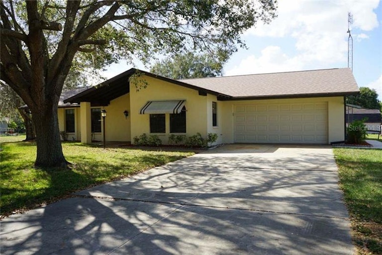 Photo 1 of 19 - 1622 Jewel Dr, Sarasota, FL 34240