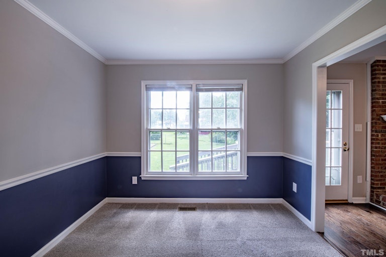 Photo 7 of 30 - 417 S Hollybrook Rd, Wendell, NC 27591
