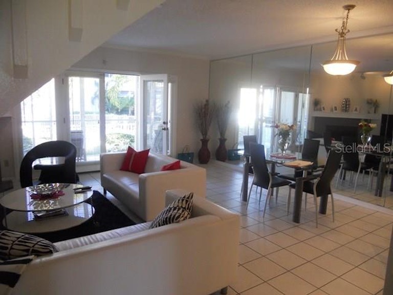 Photo 9 of 24 - 903 Pinellas Bayway S #304, Saint Petersburg, FL 33715