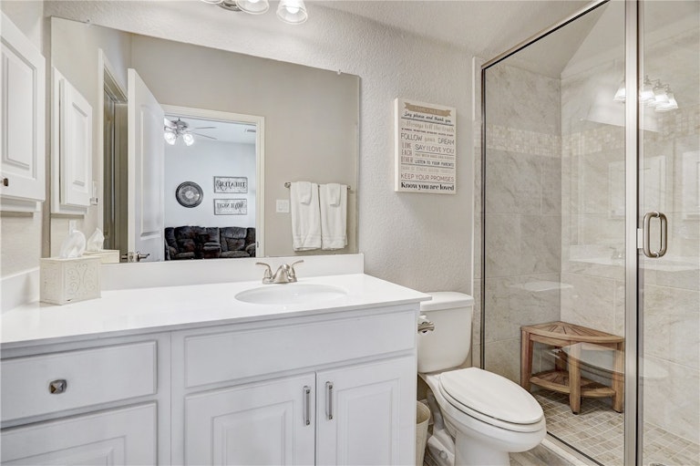 Photo 35 of 40 - 313 La Grotta Ln, Georgetown, TX 78628