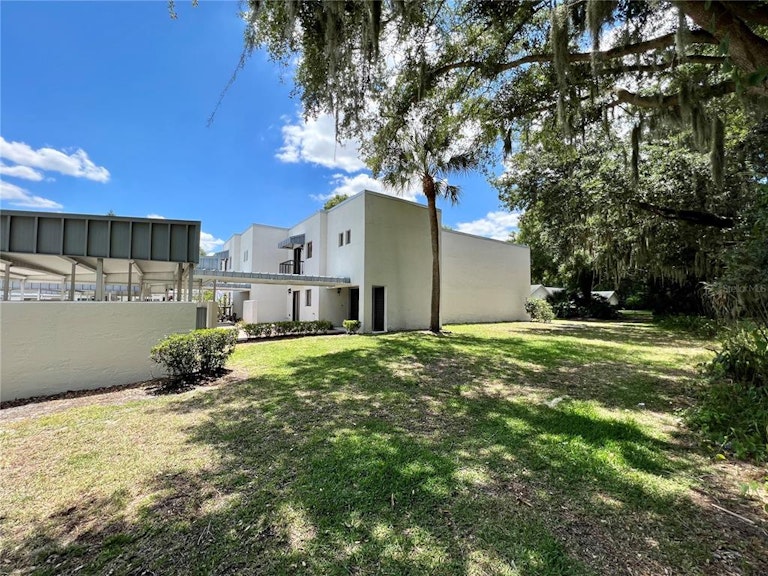 Photo 7 of 55 - 1823 Village Ct #1823, Mulberry, FL 33860