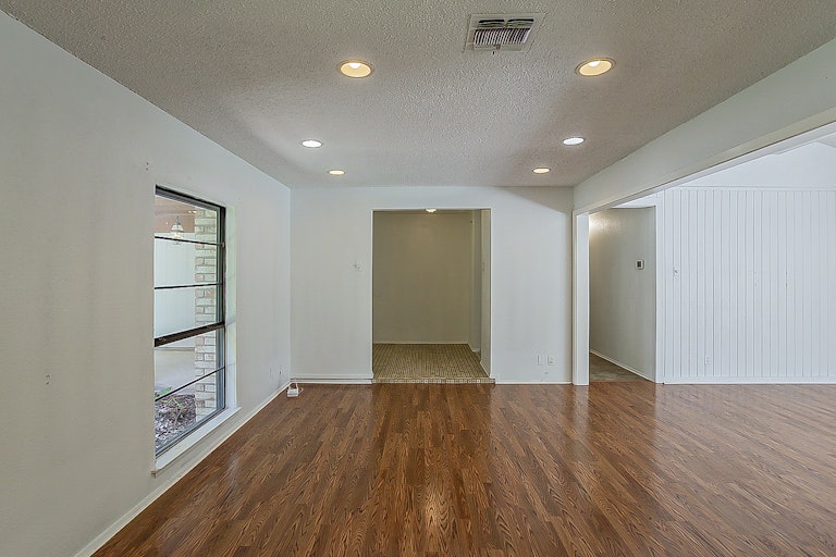 Photo 19 of 19 - 3546 Bunyan St, San Antonio, TX 78247