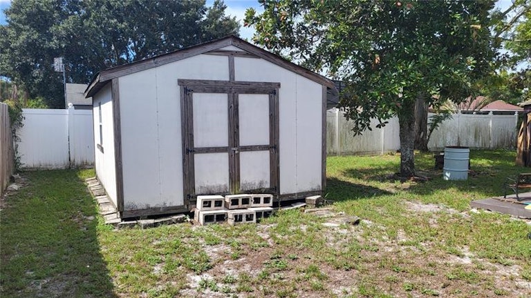 Photo 26 of 29 - 1101 Oakwood Ln, Ocoee, FL 34761