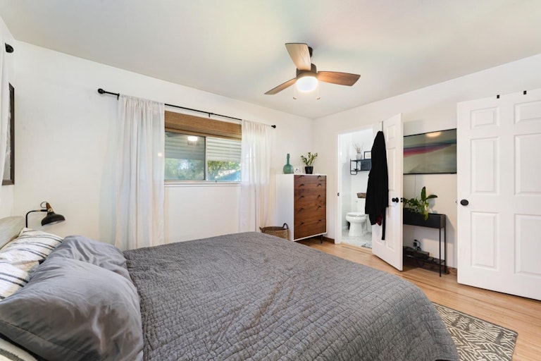 Photo 30 of 52 - 2118 Eric Rd, Carmichael, CA 95608