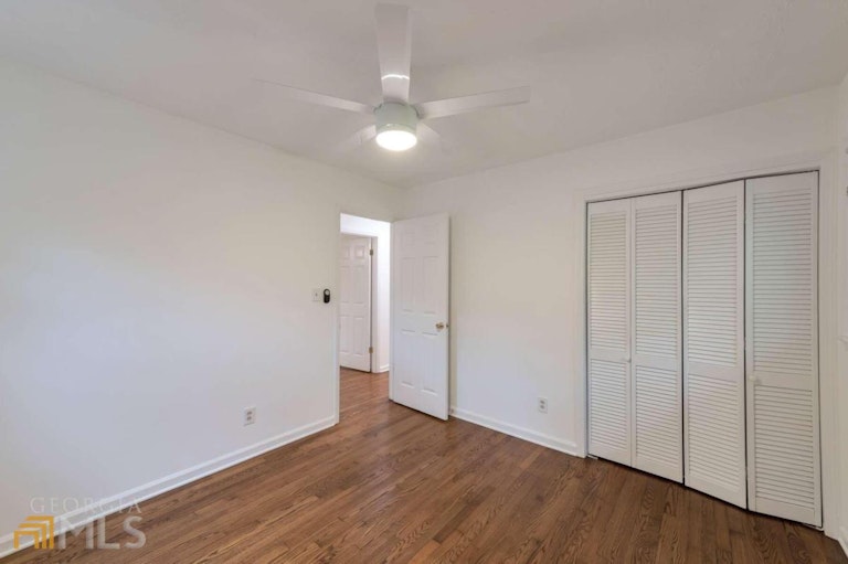 Photo 13 of 16 - 1113 Seven Springs Cir, Marietta, GA 30068