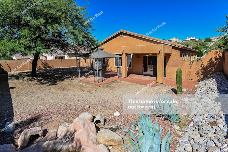 Photo 7 of 27 - 61025 E Eagle Heights Dr, Tucson, AZ 85739