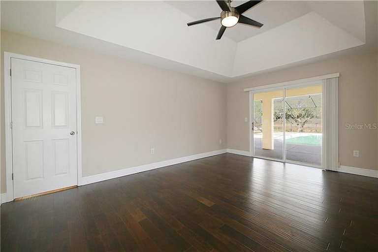 Photo 12 of 25 - 17021 Magnolia Island Blvd, Clermont, FL 34711