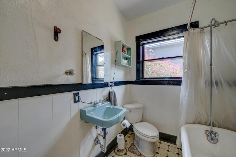 Photo 23 of 51 - 144 N Wilbur, Mesa, AZ 85201
