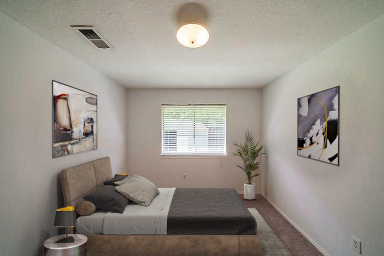Photo 3 of 28 - 26 Parkbriar Cir, Baytown, TX 77521