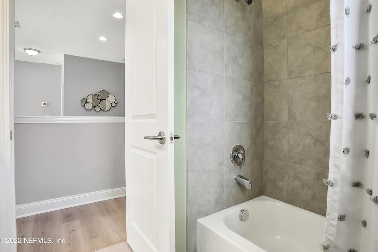 Photo 30 of 45 - 2984 Greywood Ln, Orange Park, FL 32073