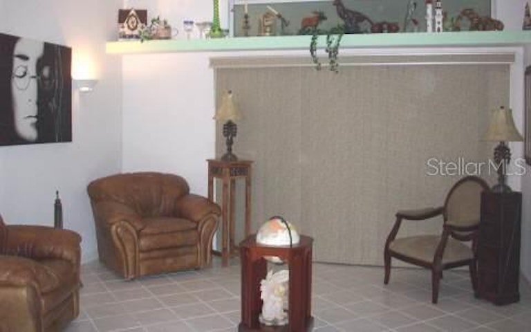 Photo 4 of 4 - 16 Promenade Pl, Palm Coast, FL 32164