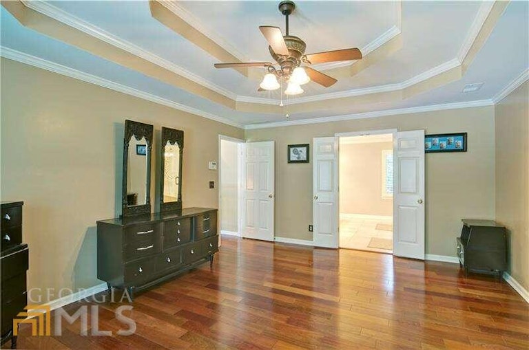 Photo 35 of 78 - 945 Whitehawk Trl, Lawrenceville, GA 30043
