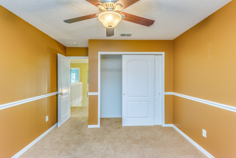 Photo 25 of 33 - 1019 Landview Ct, Orlando, FL 32828