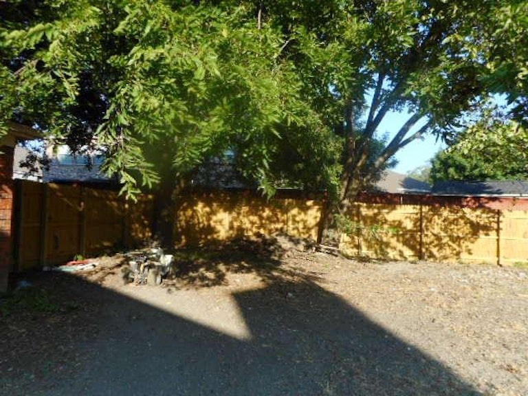 Photo 22 of 23 - 1133 Lexington Ln, Desoto, TX 75115