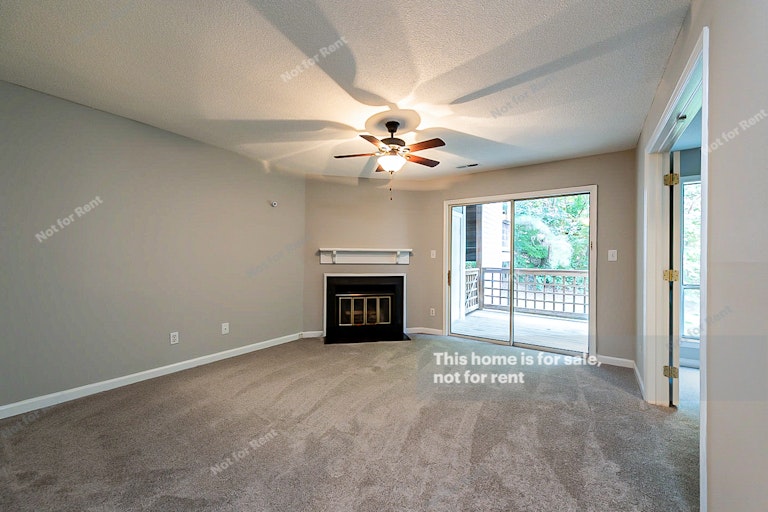 Photo 5 of 15 - 4120 Sedgewood Dr #105, Raleigh, NC 27612