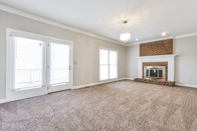 Photo 2 of 25 - 15 Shasta Ct, Durham, NC 27713