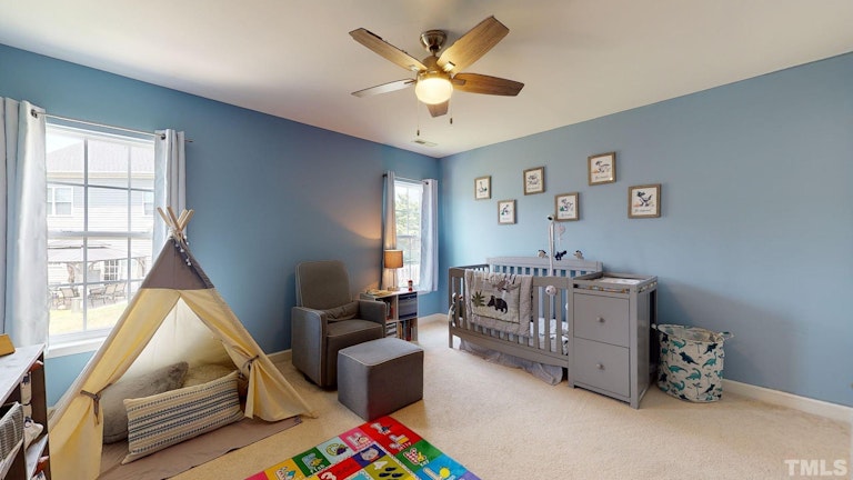 Photo 25 of 40 - 6209 Sparkling Brook Dr, Raleigh, NC 27616