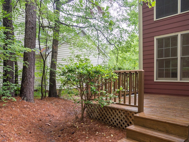 Photo 5 of 28 - 709 Braden Dr, Durham, NC 27713
