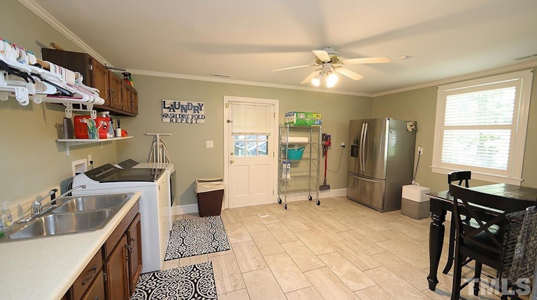 Photo 13 of 15 - 6316 Gainsborough Dr, Raleigh, NC 27612