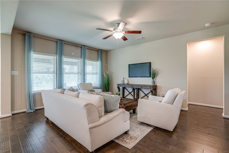 Photo 12 of 24 - 8728 Stackstone, Schertz, TX 78154