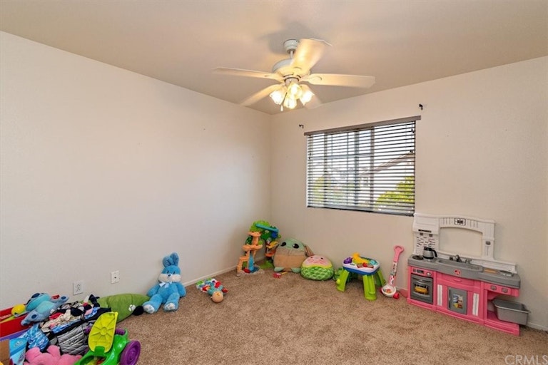 Photo 23 of 33 - 7028 Julian Ln, Fontana, CA 92336