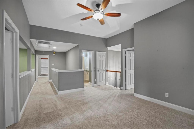 Photo 23 of 38 - 2921 Pioneer Park Dr, Flower Mound, TX 75022