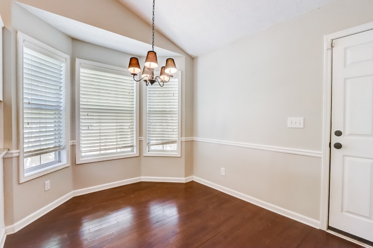 Photo 14 of 23 - 690 Paris Dr, Lawrenceville, GA 30043