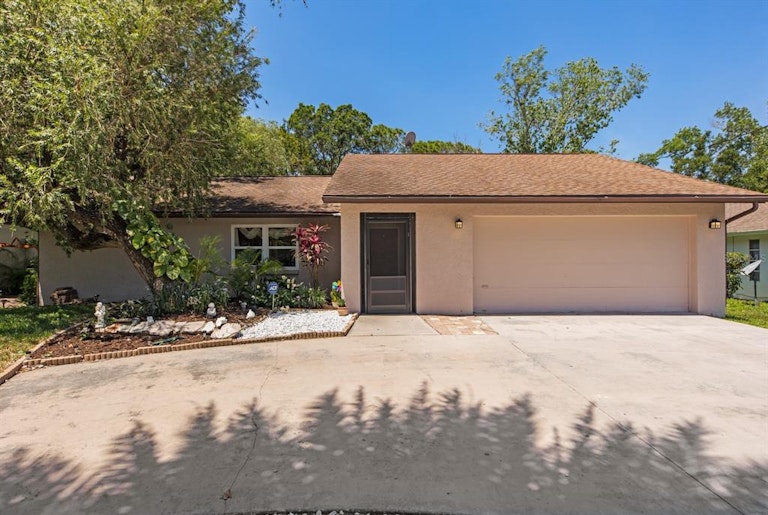 Photo 1 of 27 - 4344 Nelson Ave, Sarasota, FL 34231