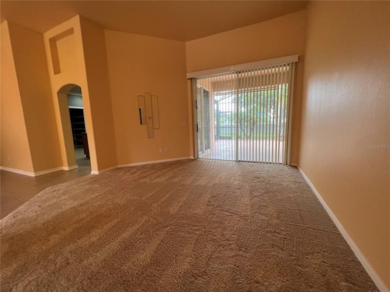 Photo 6 of 25 - 133 Costa Loop, Auburndale, FL 33823