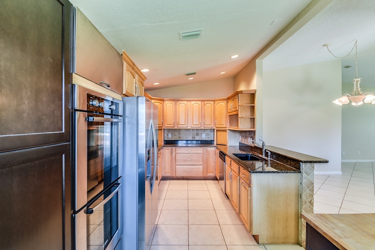 Photo 2 of 25 - 652 Orinda Ct, Casselberry, FL 32707