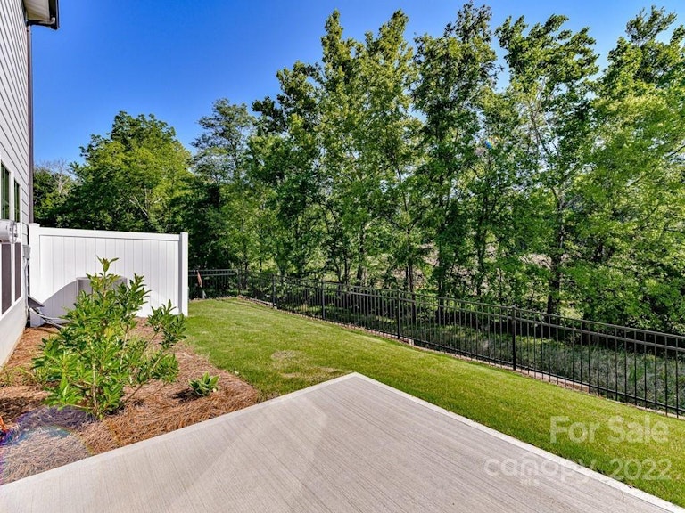 Photo 23 of 25 - 23226 Clarabelle Dr #45, Charlotte, NC 28273