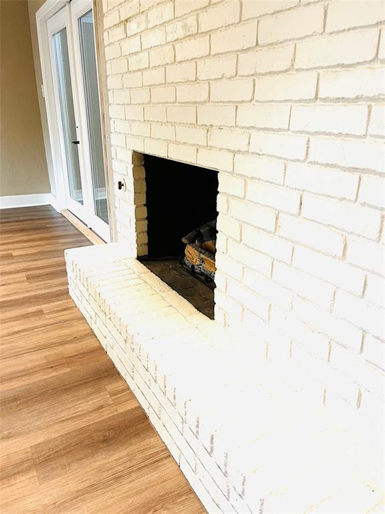Photo 13 of 22 - 715 Vail Dr, Arlington, TX 76012