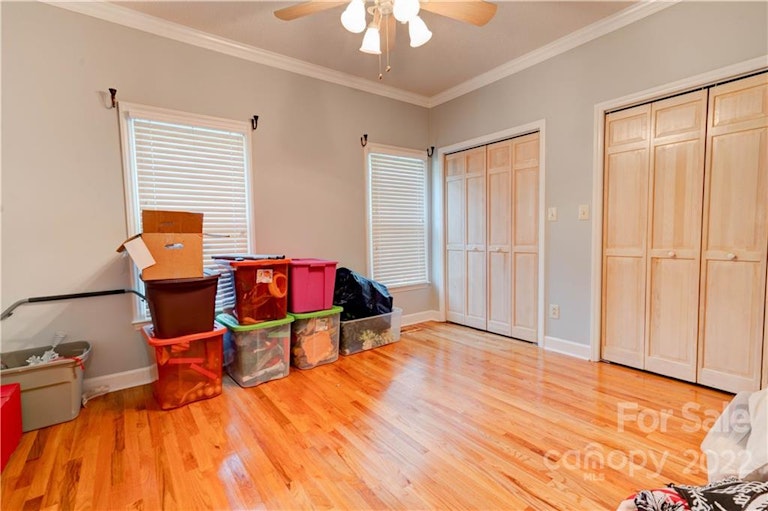 Photo 19 of 32 - 103 Medallion Ct, Gastonia, NC 28056