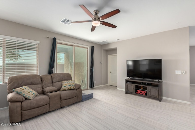 Photo 19 of 31 - 26212 N 122nd Ln, Peoria, AZ 85383
