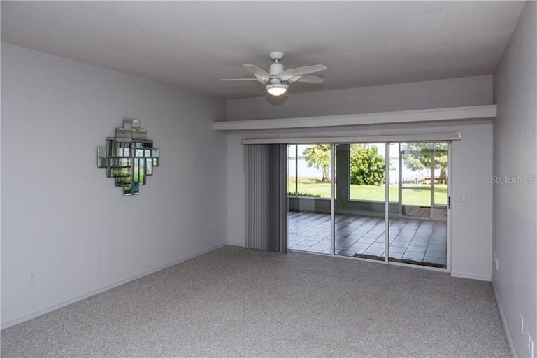 Photo 6 of 17 - 4202 Lake Marianna Dr, Winter Haven, FL 33881