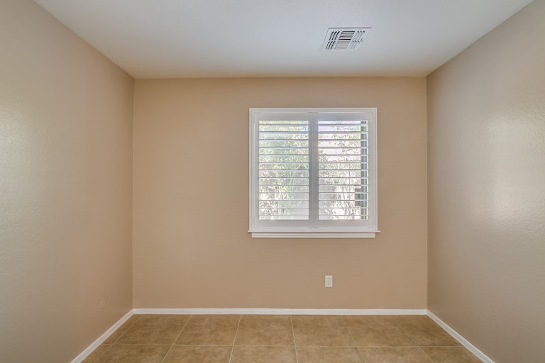 Photo 26 of 36 - 2044 S 86th Ln, Tolleson, AZ 85353