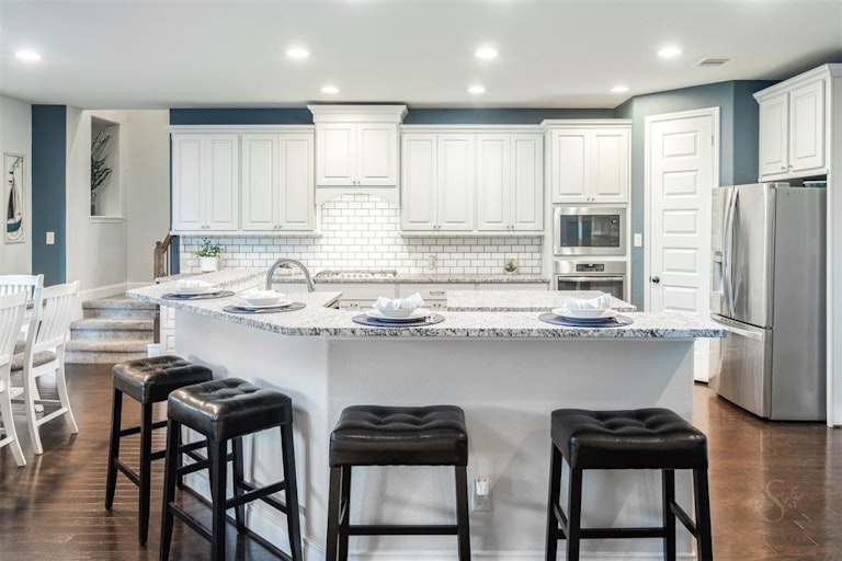 Photo 15 of 38 - 16818 Caney Mountain Dr, Humble, TX 77346